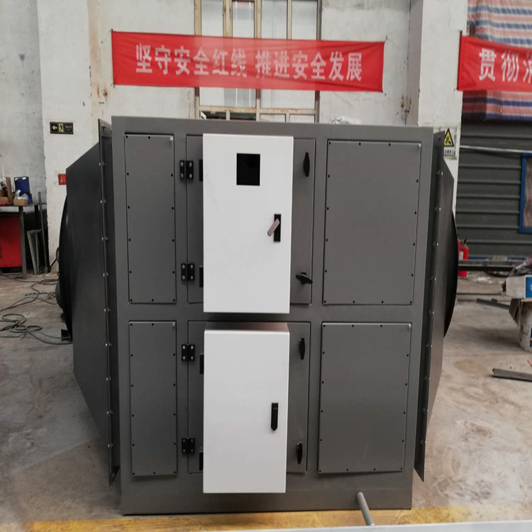 油煙凈化器和風(fēng)機(jī)是怎么進(jìn)行安裝的呢？